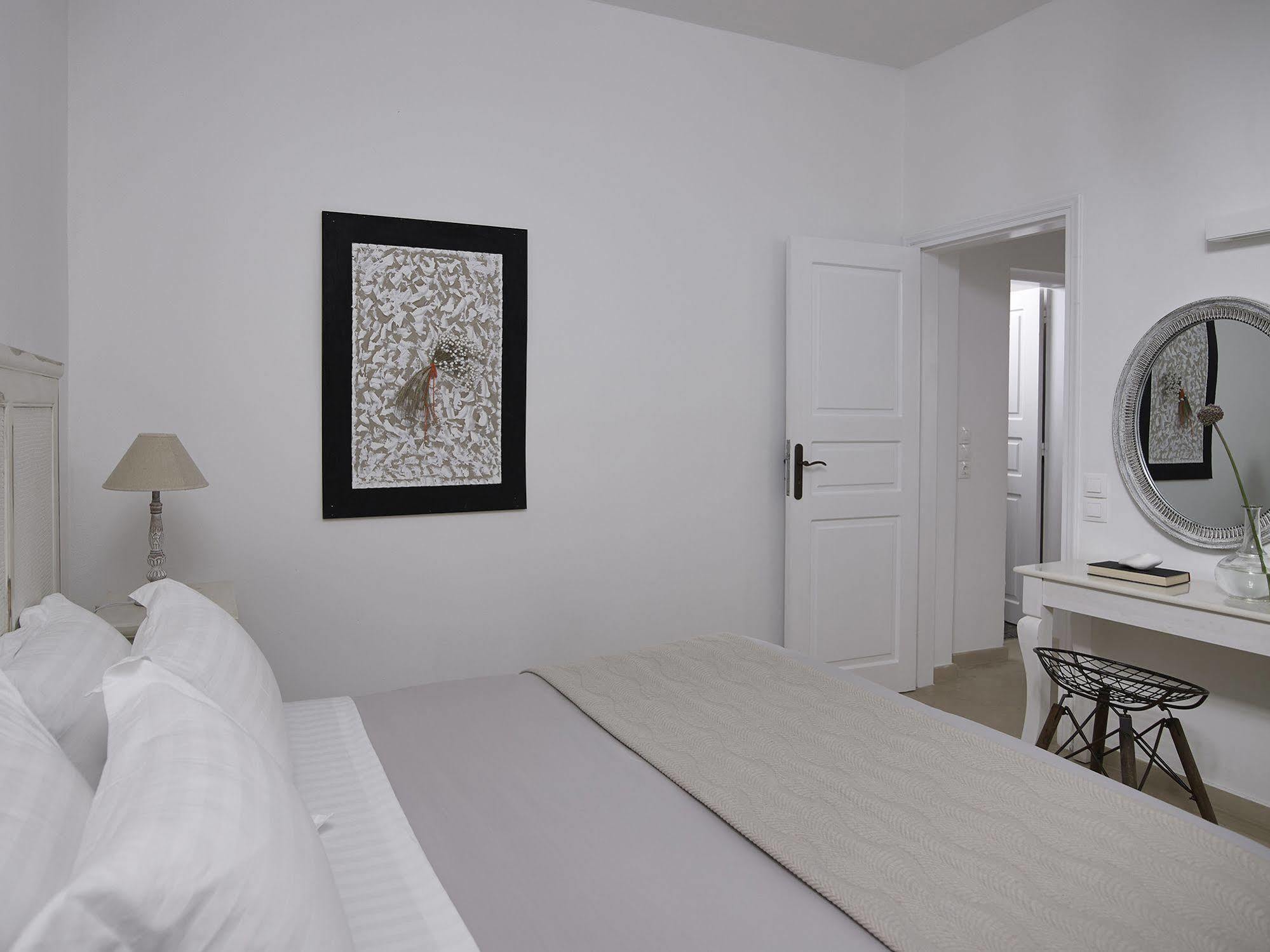 Mythique Villas&Suites Oia  Extérieur photo